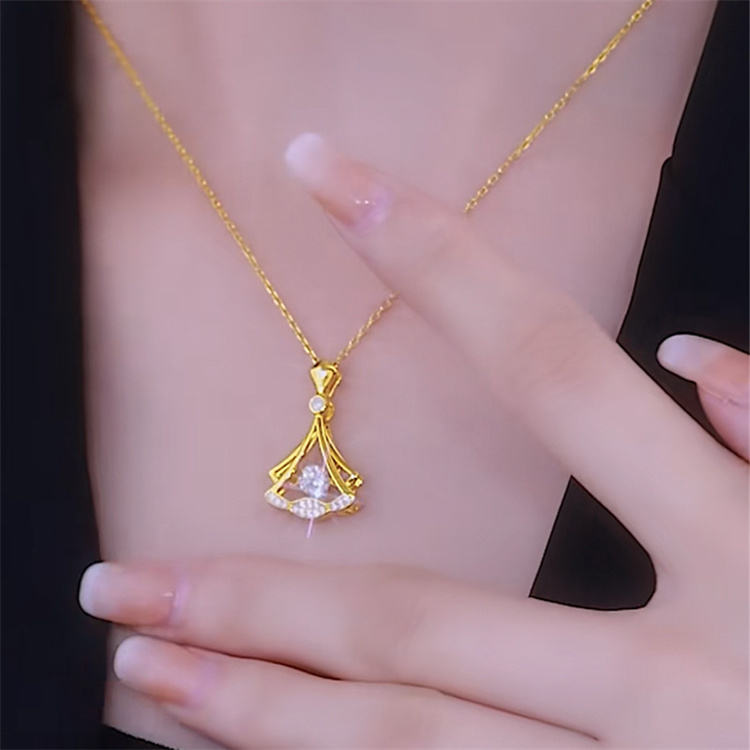 Elegant Gold Plated Crystal Pendant Necklace – Timeless Luxury Jewelry