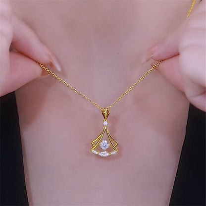 Elegant Gold Plated Crystal Pendant Necklace – Timeless Luxury Jewelry